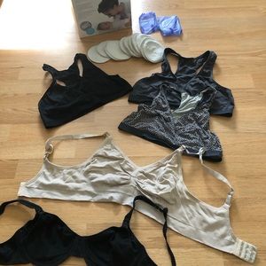Bundle of nursing bras size S/M, disposable and reusable nursing pads